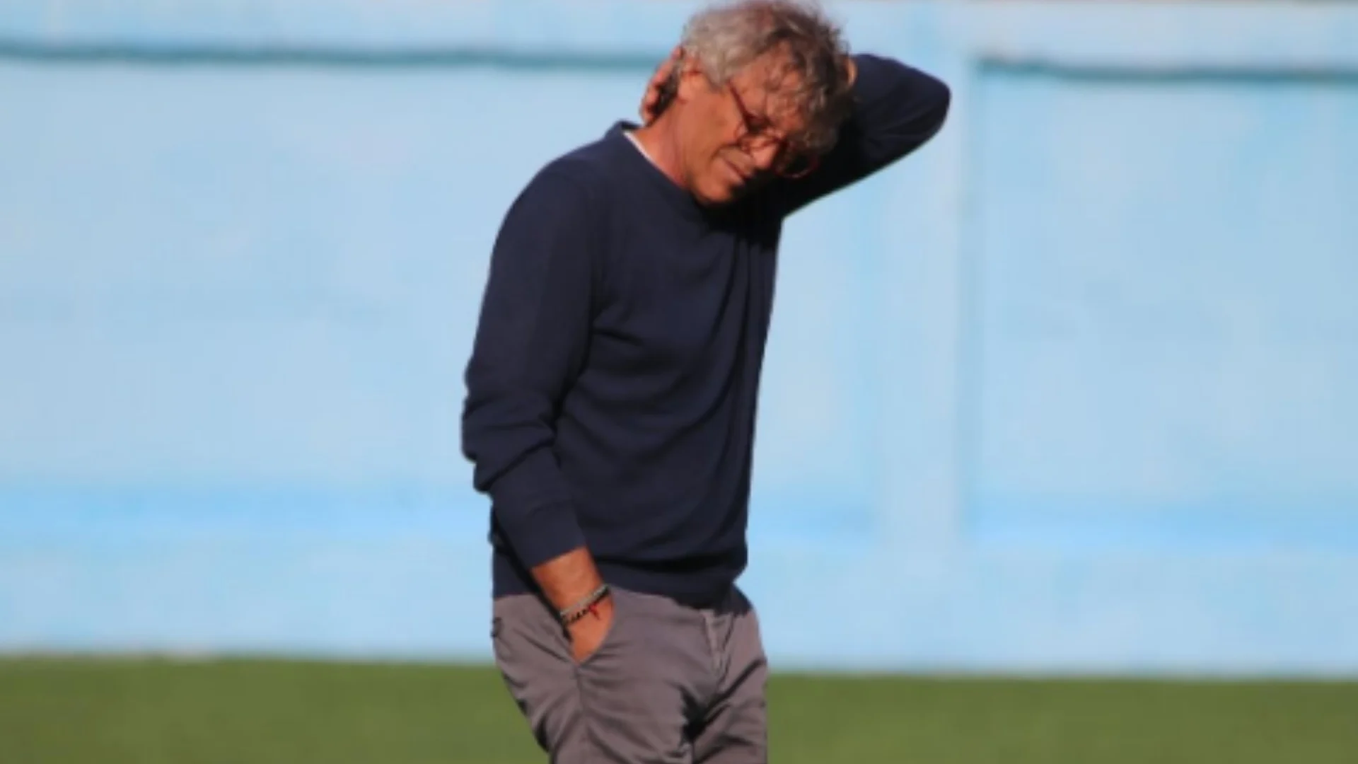 ZYRTARE/Flamurtari konfirmon zgjidhjen e kontratës me trajnerin Moriero