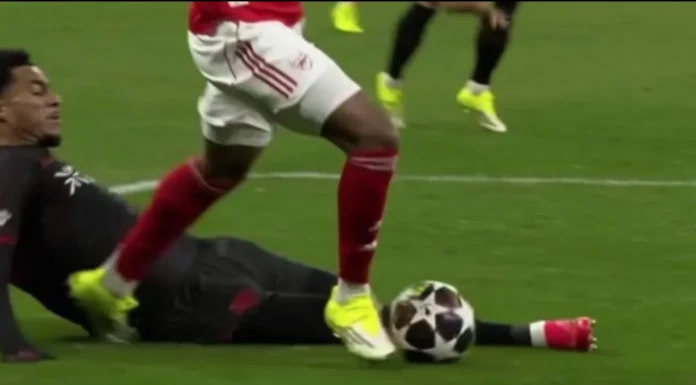 Champions League/ Penalltia për Arsenalin në minutën e 90 ‘tërbon’ rrjetet sociale