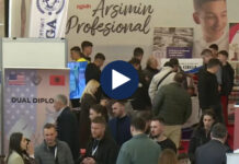 2000 vende pune në panairin e punës/ 80 biznese ofrojnë paga mbi 1000 euro, kërkesa e lartë në turizëm