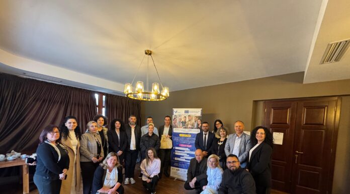 Më 31 mars 2026, në Elbasan u zhvillua eventi i parë i projektit Erasmus+ V-ROADS, me fokus “E ardhmja e aftësive në turizëm në Shqipëri
