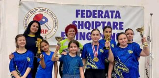 Elbasani shkëlqen në Vlorë: 4 kupa në Kampionatin Kombëtar të pingpongut për U-13 dhe U-19