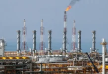 “Goditje e madhe për ekonominë iraniane”/ Izraeli njofton një tjetër sulm: Qëlluam një strukturë kyçe petrokimike në Iran