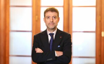 Protesta e studentëve shqiptarë në RMV, Hoxha: Përdorimi i gjuhës amtare, e drejtë themelore