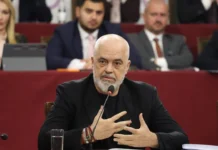 Zbulohen tre mesazhet e Ramës drejtuar socialistëve në mbledhjen e grupit: Në zgjedhjet vendore, përballë kemi veten