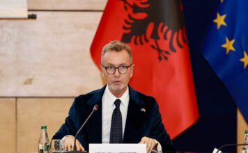 Gonzato: Ka spekulime, nuk ka bllokim të procesit të integrimit me Shqipërinë