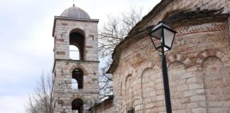 Voskopoja, mes kishave shekullore dhe natyrës alpine
