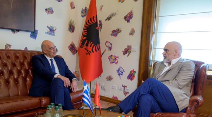 “To Vima”: Ministri grek i Mbrojtjes vizitë në Tiranë, takim me Ramën dhe Nufin