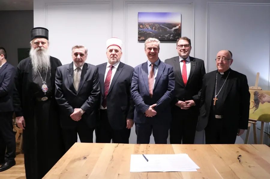 Liderët fetarë kërkojnë respekt dhe përgjegjësi gjatë fushatës zgjedhore në Kosovë