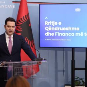 Të ardhurat buxhetore u rritën me 11,7%, 302 milionë euro më shumë se një vit më parë