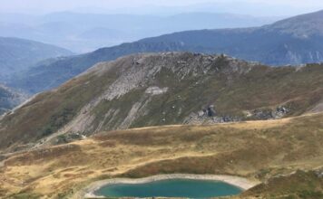 Mot i kthjellët me alternime vranësirash, temperatura deri 33 gradë Celsius