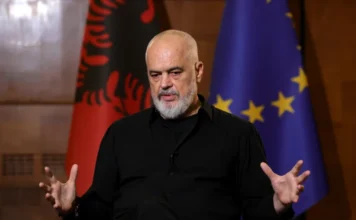 Rama për “Associated Press”: Ende s’ka projekt për Zvërnecin, ka shumë ‘gjysmë të vërteta’ që po bëhen gënjeshtra gjithnjë e më të mëdha