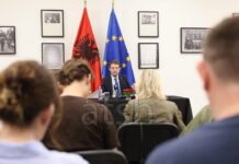 Hoxha: Çdo gjë që ndodh në Shqipëri ka vëmendjen e BE-së, protestat pjesë e lirisë për t’u shprehur