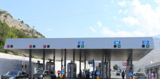 Hyrje-daljet në kufij, udhëtarët të detyruar të deklarojnë shumat mbi 10 mijë euro
