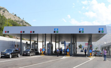 Hyrje-daljet në kufij, udhëtarët të detyruar të deklarojnë shumat mbi 10 mijë euro