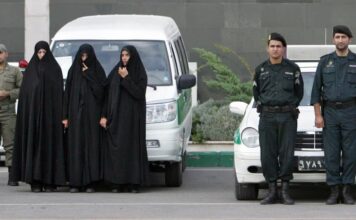 TEHERAN- “Kemi frikë të flasim” – Iranianët denoncojnë një valë të re shtypjeje pas luftës