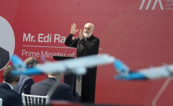 Rama: Linja direkte Tiranë-SHBA, shumë afër finalizimit
