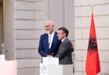 Rama viziton Parisin me ftesë të Macron, në fokus forcimi i partneritetit strategjik