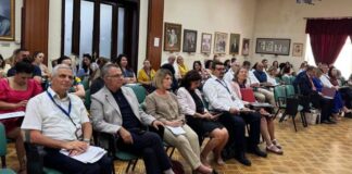 Ekspertët: Kriza mjedisore dhe ndryshimet klimatike po ndikojnë në shëndetin e njeriut