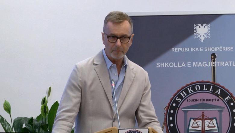 Gonzato magjistratëve të rinj: Çdo vendim i juaji do të ndikojë në jetën e qytetarëve dhe besimin te drejtësia