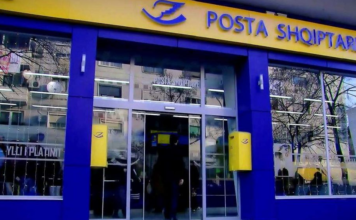Posta Shqiptare hapur deri në orën 14:00 për tërheqjen e pensioneve dhe shpërblimit të fundvitit 2025