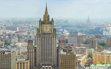 MOSKË – Rusia pretendon se ambasada e saj në Stokholm është shënjestruar nga një sulm me dron