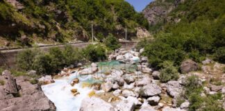Lugina e Valbonës, turistët zgjedhin bukurinë e egër shqiptare