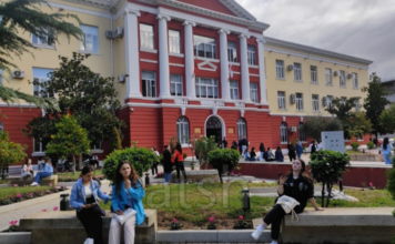 Xhelaj për ATSH-në: Aplikimi për në universitete në tre raunde, procesi nis në 27 korrik