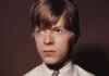 MUZIKË – Publikohen 10 këngë të padëgjuara nga karriera e hershme e David Bowie