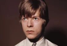 MUZIKË – Publikohen 10 këngë të padëgjuara nga karriera e hershme e David Bowie