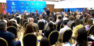 Lufta kundër manipulimit të informacionit, ekspertët kërkojnë krijimin e një rezistence mbarëshoqërore