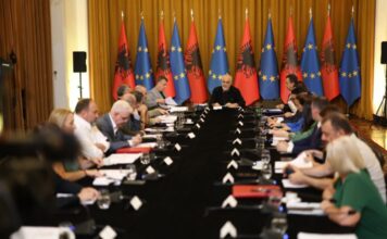 Rama: PS e ka pushtetin nga vota e popullit, nuk braktisim përgjegjësitë nga thirrjet e një pakice në bulevard