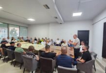 Peqin, dëgjesë publike për rehabilitimin e rrugës së Lagjes së Spitalit