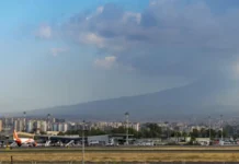 KATANIA – Retë e hirit nga Etna detyrojnë aeroportin të pezullojë fluturimet