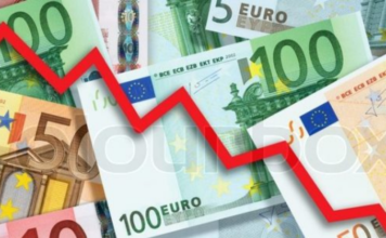 Euroja vijon rënien, këmbehet me 92,96 lekë në tregun vendas