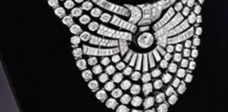 AUSTRI – Një varëse diamanti miliona dollarëshe grabitet në muzeun e Vjenës