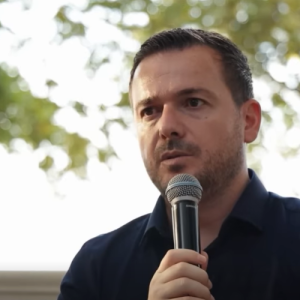 Salla: Dyfishim i mbështetjes për bletarinë, mbi 700 bletarë aplikim në Skemën Kombëtare