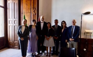 Rama në Napoli, vizitë në Katedrën e Gjuhës Shqipe pranë Universitetit “L’Orientale”