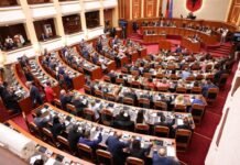 Kuvendi mbyll seancën maratonë, miratohen ndryshimet në qeveri dhe projektligjet në rend të ditës