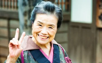 Japonia thyen rekordin, mbi 107 mijë njëqindvjeçarë: Cila është “receta” e jetëgjatësisë?