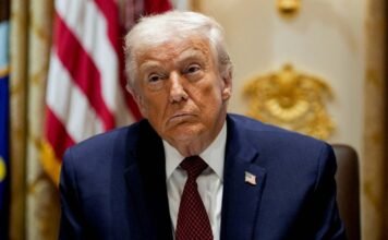 SHBA – Ligji i ri amerikan kundër Rusisë, Trump mund të vendosë tarifa deri në 100% ndaj blerësve të naftës dhe gazit rus
