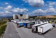 ITALI – Kriza e furnizimit me karburant nxit protesta dhe paralajmërime për grevë